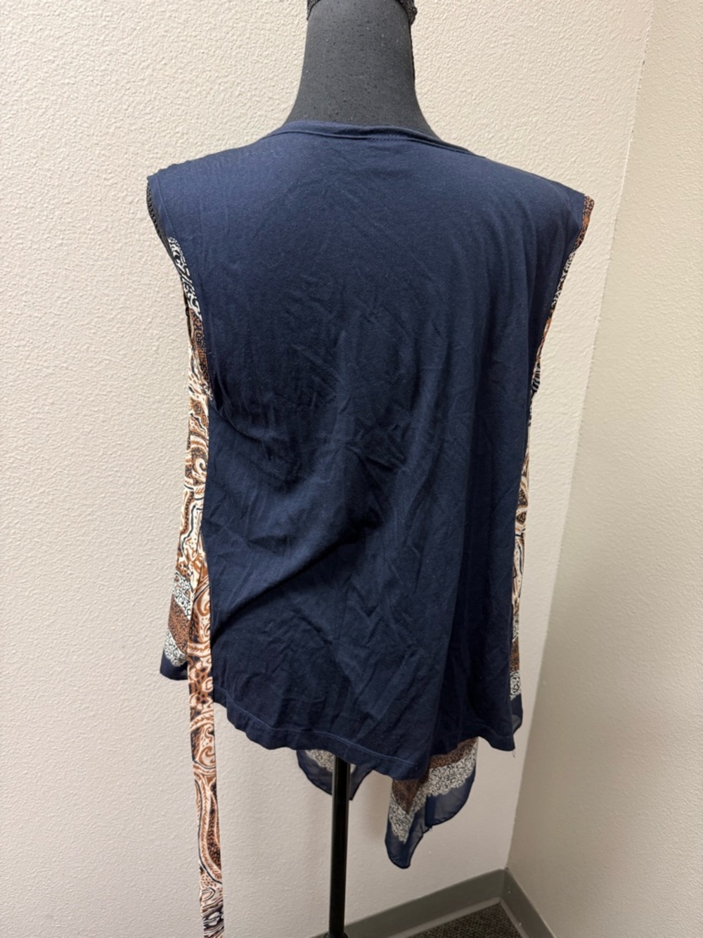 Boho Paisley Sleeveless Kimono Vest Navy Tan Tie Waist Lightweight Chic Top - Picture 6 of 9